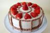 STRAWBERRY CAKE